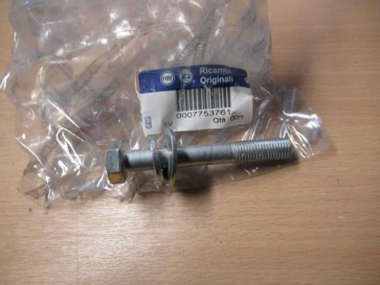 7753761 Bout met ring