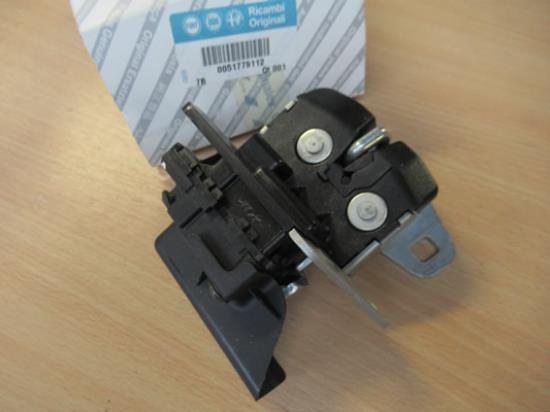 51779112 Kofferbakslot