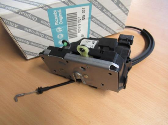 51797557 Deurslot linker voorzijde