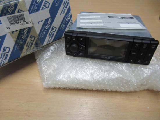 60661734 Radio met navigatie