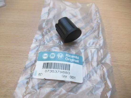 735379880 Plug deur rechter voorzijde