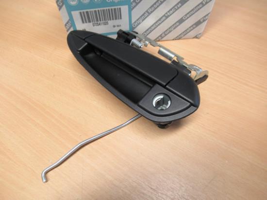 735411020 Deurgreep linkerzijde