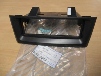 735411040 Radio omlijsting