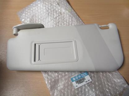 735480910 Zonneklep linkerzijde