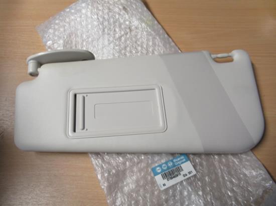 735480910 Zonneklep linkerzijde