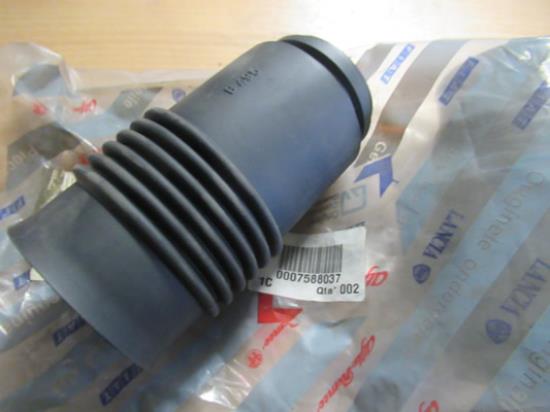 7588037 Schokbrekerhoes