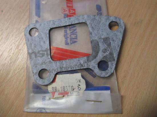 98418570 Waterpomp pakking