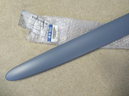 735390654 Stootstrip linkerzijde