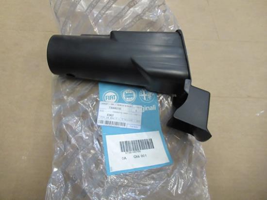 735440709 Sierstuk armleuning voorstoel