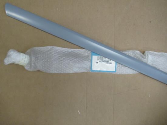 735457094 Stootstrip rechterzijde