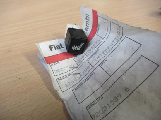 176414780 Relais stoelverwarming