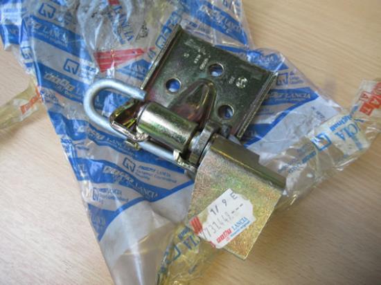 7731449 Scharnier linkerzijde