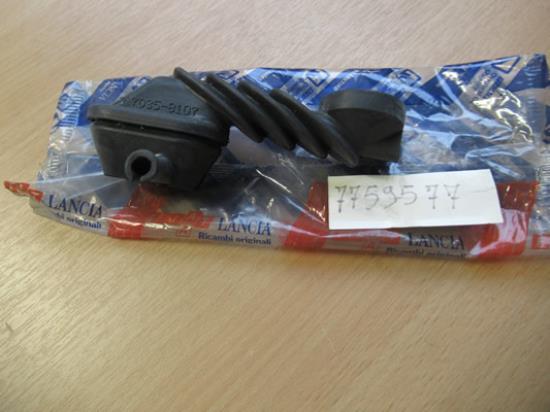 7759577 Doorvoerrubber linkerzijde