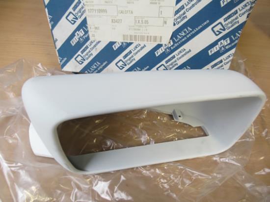 177110999 Spiegelkap rechterzijde