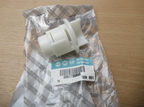 51738895 Bus armleuning rechtervoorzijde