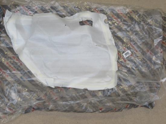 51747356 Bescherming deur linkerachterzijde