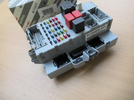 51744898 Zekeringkast