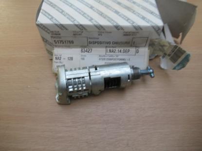 51751769 Behuizing portierslot voorzijde