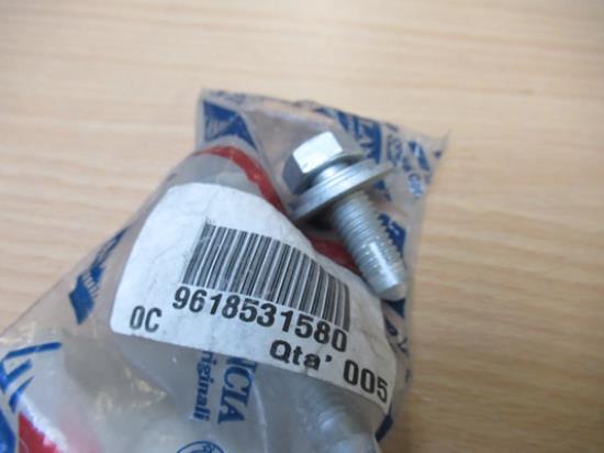 9618531580 Bout met ring