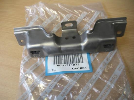 51711072 Montagebeugel voor handgreep