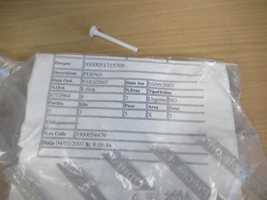 51715709 Pen voor tankklep