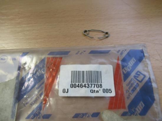 46437708 Veer voor tankklep