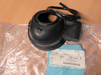 51701597 Brandstofvulhals tankklep