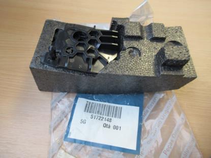 51722148 Buffer achterbumper links