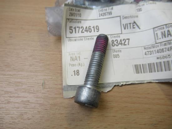 51724619 Bout transmissie