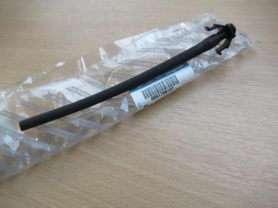 51759137 Ruitensproeier linkerzijde