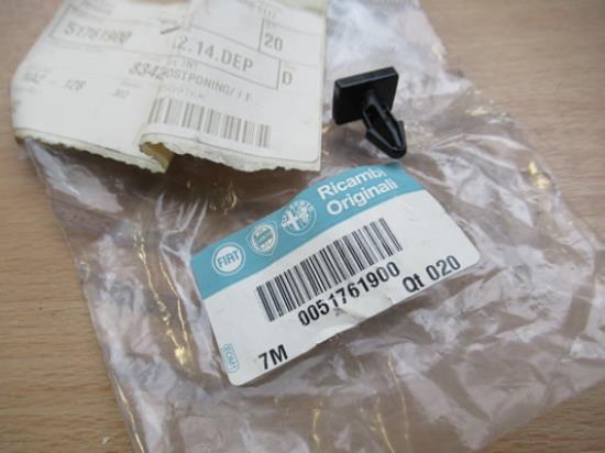 51761900 Plug stoelen