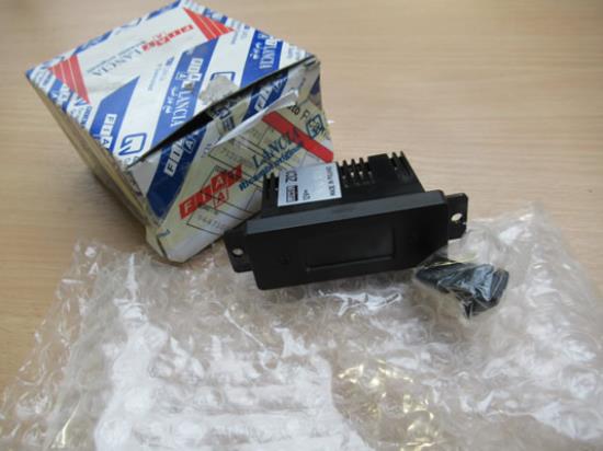 713138080 Klok digitaal