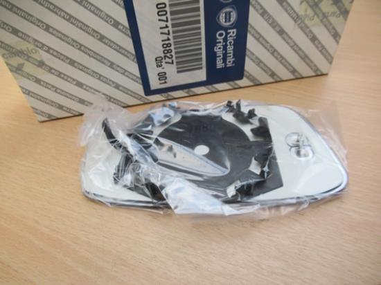 71718827 Spiegelglas rechterzijde