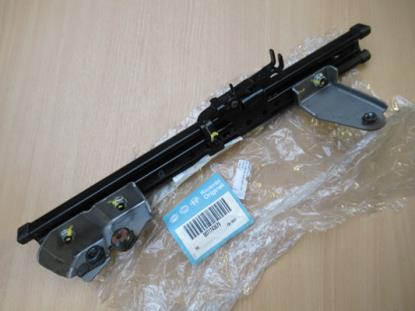 71743679 Stoelgeleiding linkerzijde