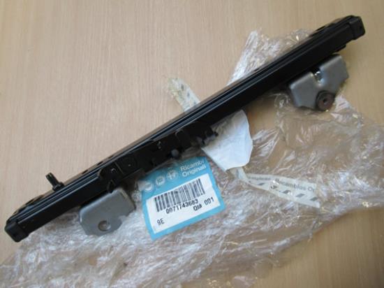 71743683 Stoelgeleiding linkerzijde