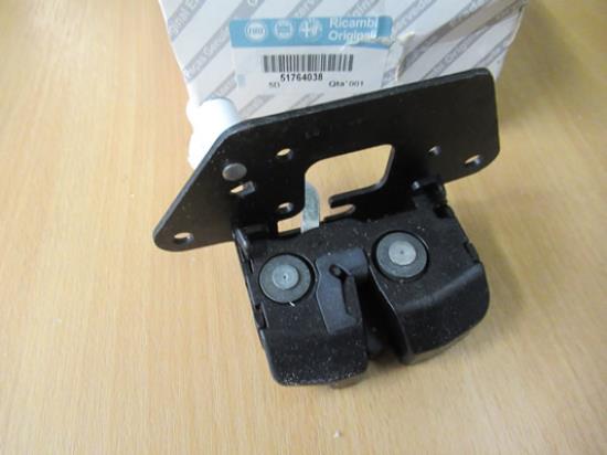 51764038 Slotplaat achterzijde