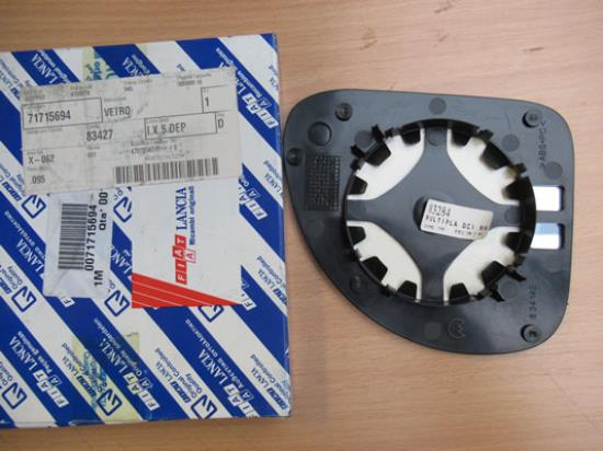 71715694 Spiegelglas rechterzijde