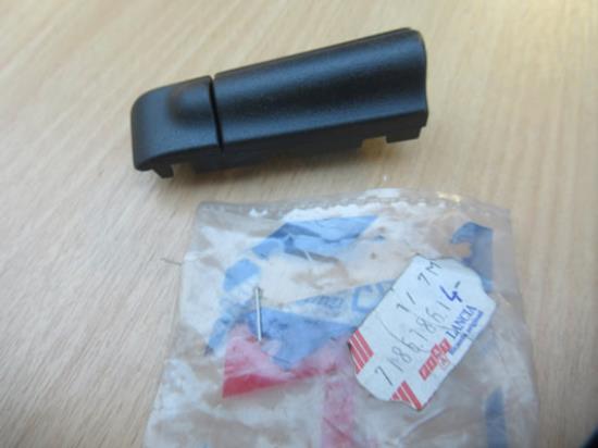 718618614 Afdekking op bedieningspaneel links