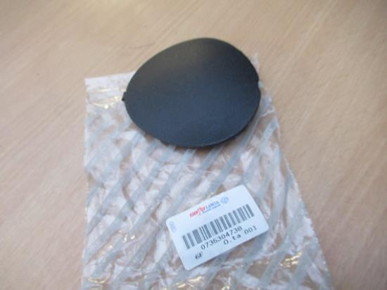 735304738 Plug rechterzijde achterklep