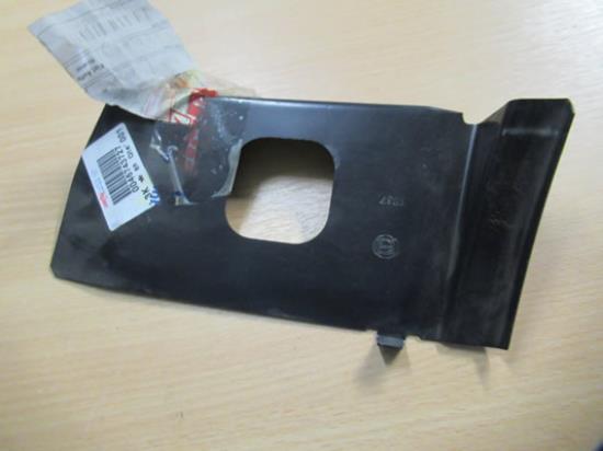 46743727 Bevestiging rechterzijde