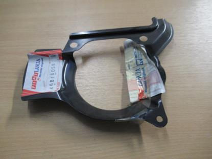 46816058 Bescherming remmen voorzijde rechts