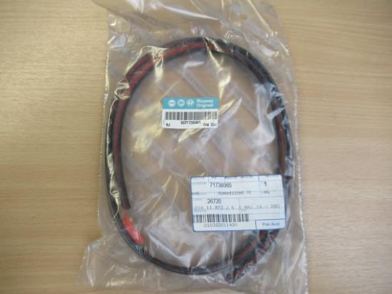 71736065 Rubber dakraam