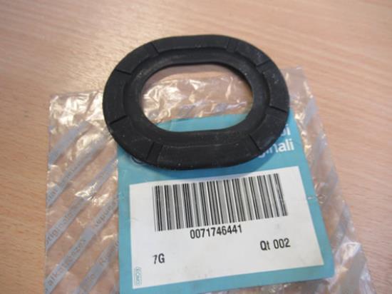 71746441 Rubber