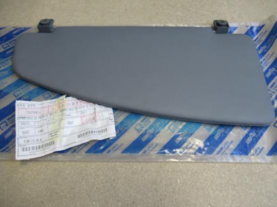 735294014 Zonneklep rechterzijde