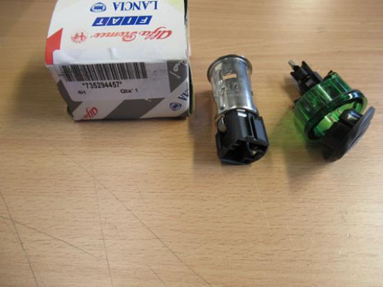 735294457 Sigaretten aansteker