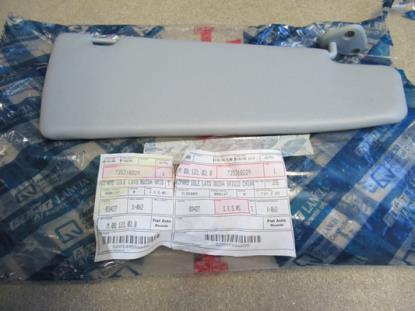 735310229 Zonneklep linkerzijde