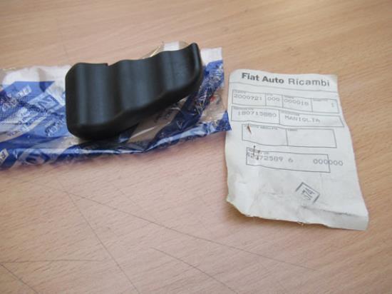 180715880 Stoelversteller rechterzijde