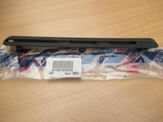 180769280 Sierstuk dashboard linkerzijde