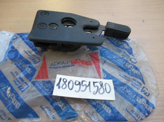 180951580 Inklapbare achterbank hevel linkerzijde