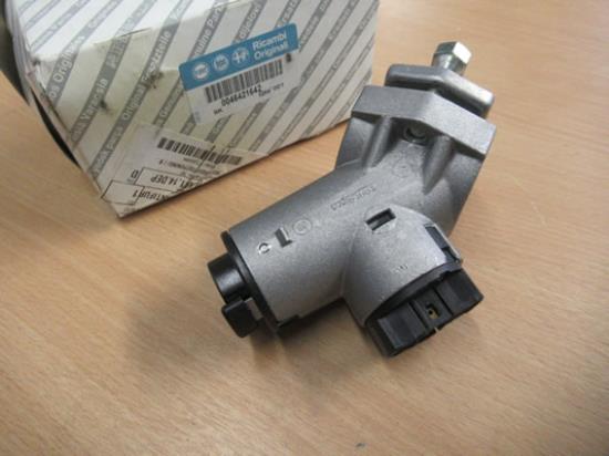 46421642 Contactslot